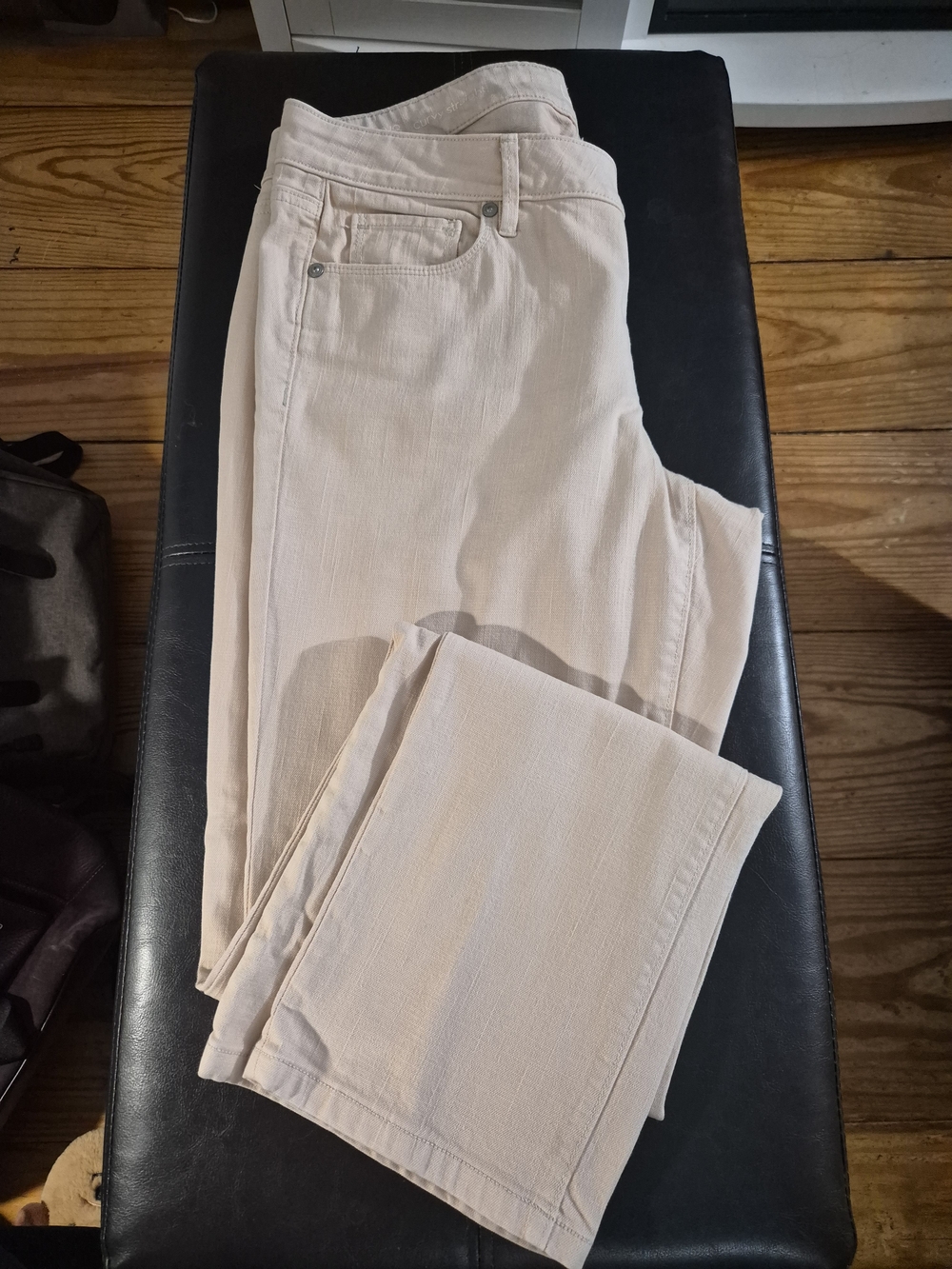 LOFT Light Cream Straight-Leg Jeans